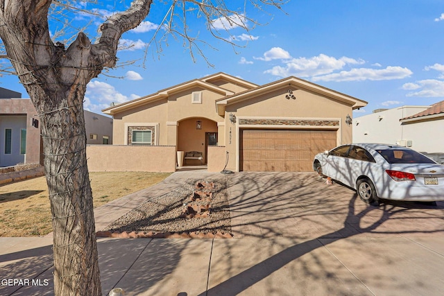 view of front facade with a garage