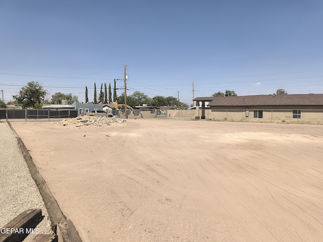 8866 Harding Way, El Paso, TX 79907