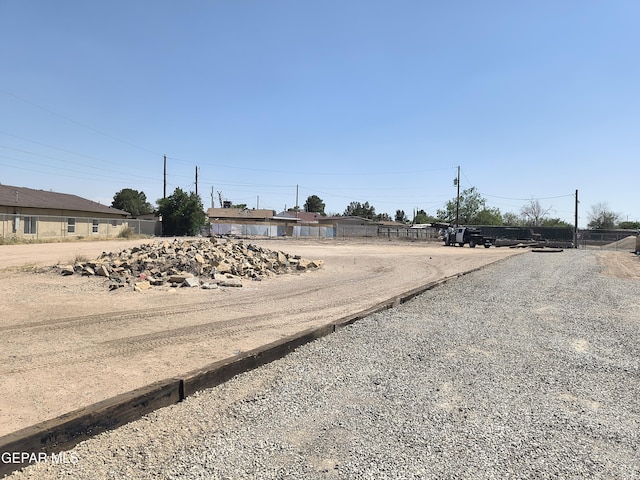 8866 Harding Way, El Paso, TX 79907