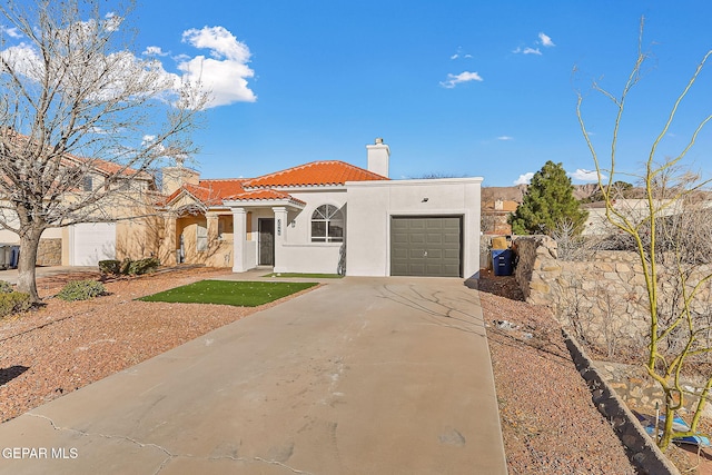 view of front facade with a garage