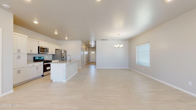 1037 Callie Ct, Socorro, TX 79927