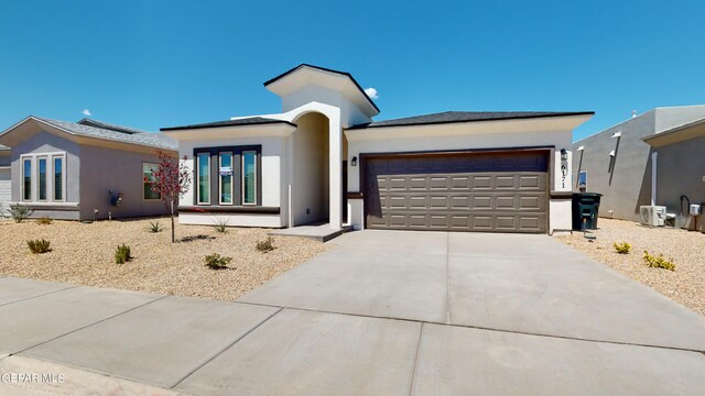 1037 Callie Ct, Socorro, TX 79927