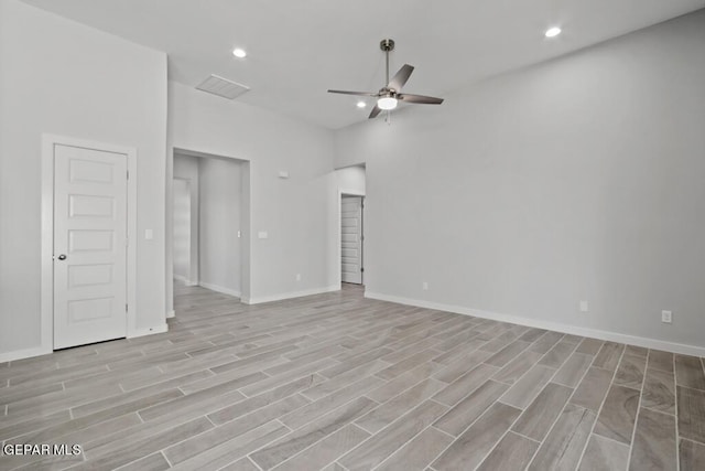 empty room featuring ceiling fan