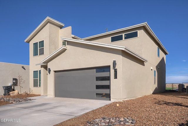 view of front facade with a garage