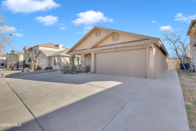 view of front facade featuring a garage