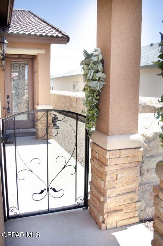7876 Enchanted Path Dr, El Paso, TX 79911 - photo 4