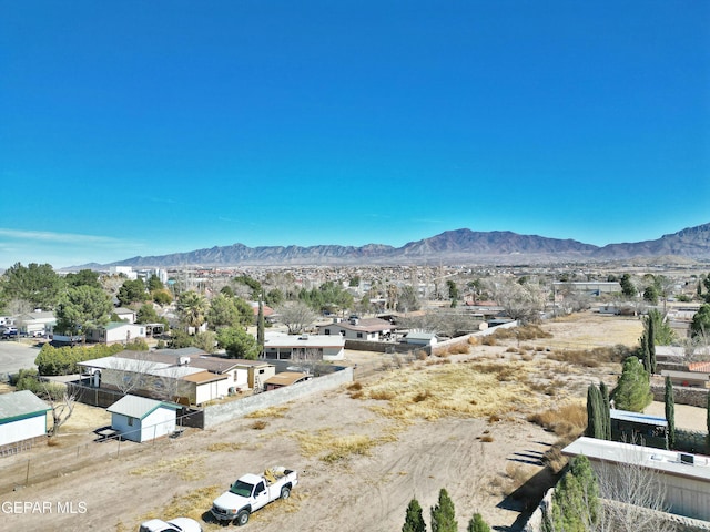 Listing photo 3 for 324 Arroyo Hondo Ln, El Paso TX 79932