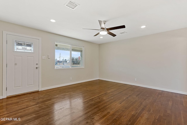 foyer entrance featuring dark wood-style floors, recessed lighting, visible vents, ceiling fan, and baseboards