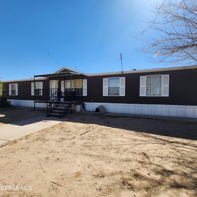 view of manufactured / mobile home