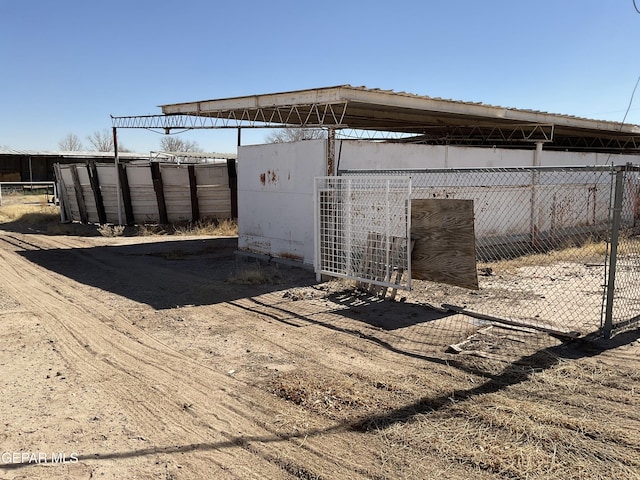 770 Eagles Den Ln, El Paso, TX 79927 - view of outbuilding with an outdoor structure