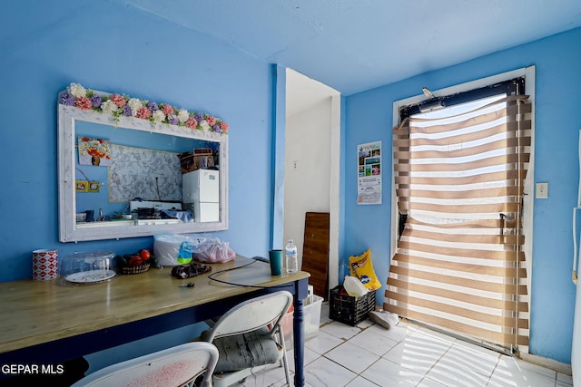 dining room featuring tile patterned floors