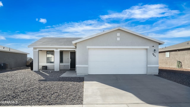 ranch-style house with roof with shingles, central air condition unit, stucco siding, an attached garage, and driveway