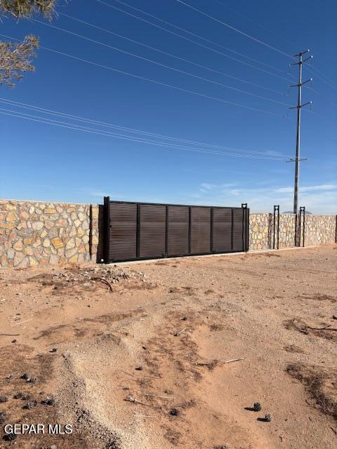 13340 Frankie Ln, El Paso, TX 79938 - photo 15