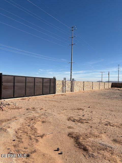 13340 Frankie Ln, El Paso, TX 79938 - photo 16