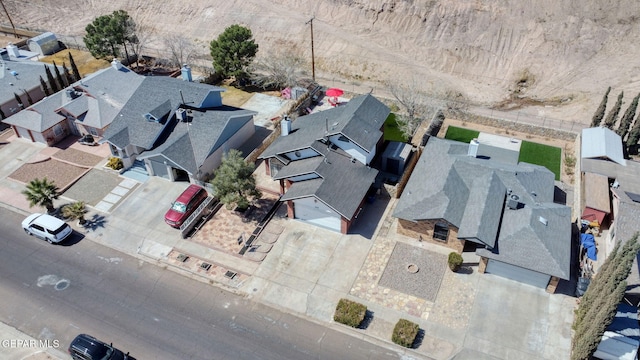 birds eye view of property featuring a residential view