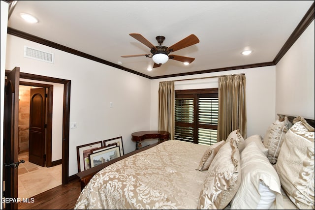 bedroom with recessed lighting, a ceiling fan, baseboards, visible vents, and crown molding