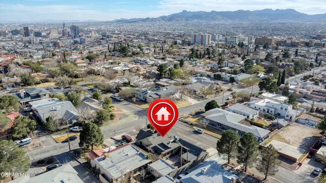 bird's eye view featuring a mountain view