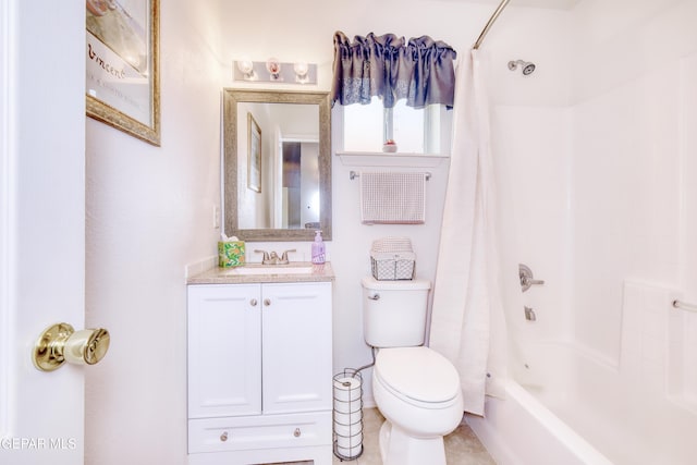 full bath featuring vanity, toilet, and shower / tub combo with curtain