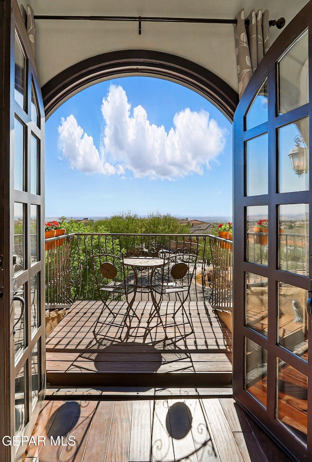 1408 Via Quijano Ln, El Paso, TX 79912 - balcony featuring outdoor dining space