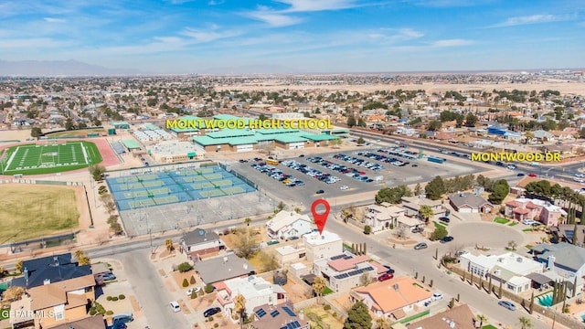 birds eye view of property featuring a residential view