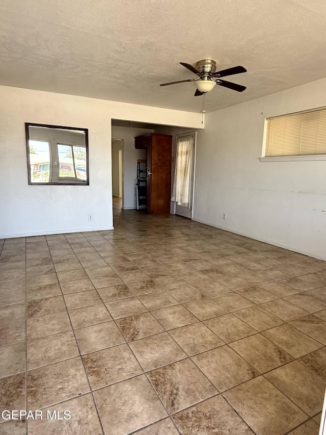 2801 Hawick Rd, El Paso, TX 79925 - photo 3