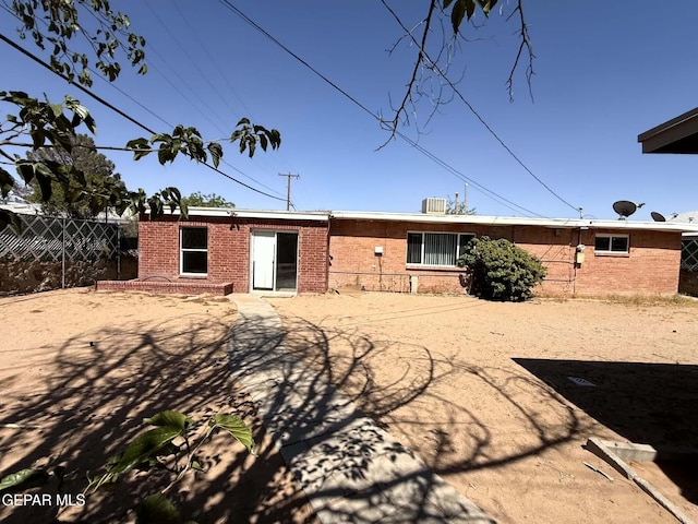 2801 Hawick Rd, El Paso, TX 79925 - photo 25
