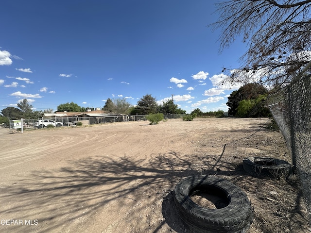 Listing photo 3 for TBD Nabhan Dr, El Paso TX 79915