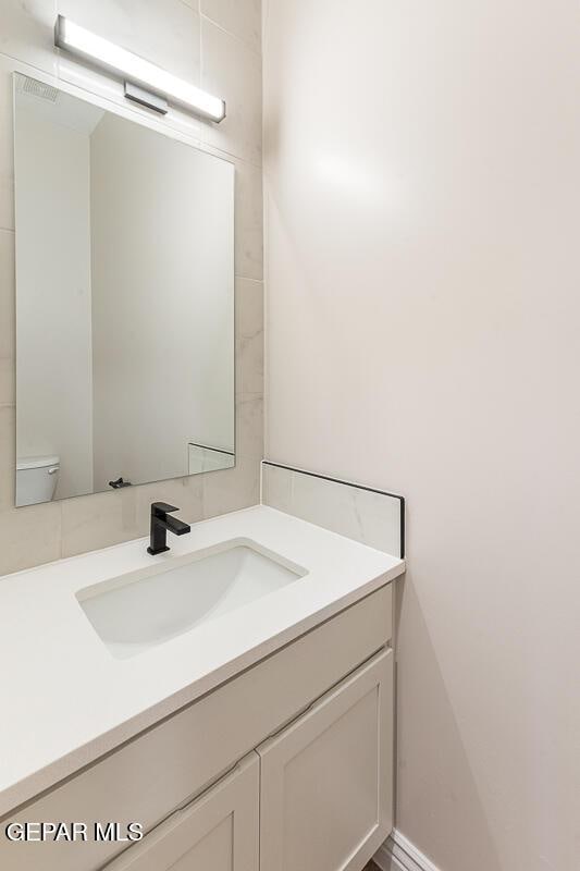 935 Bromyard Dr, Horizon City, TX 79928 - bathroom featuring vanity