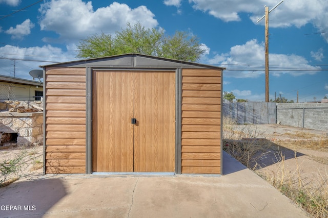 5930 Cleveland Ave, El Paso, TX 79905 - view of shed with a fenced backyard