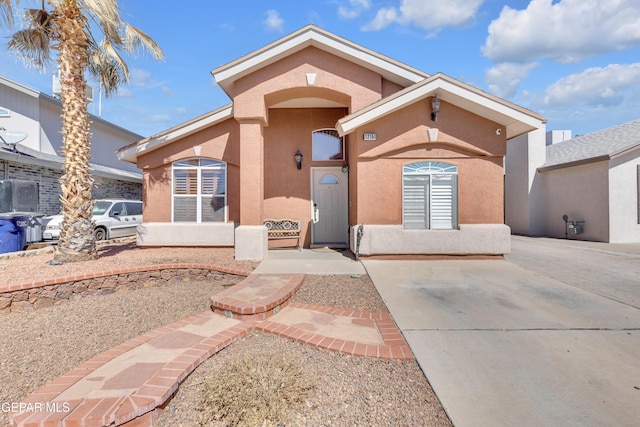 view of front of home featuring stucco siding