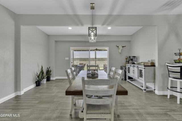 dining room with recessed lighting, visible vents, and baseboards