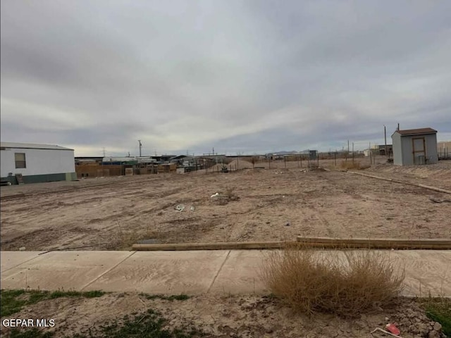 Listing photo 2 for 1443 Valle Peru Rd, San Elizario TX 79849