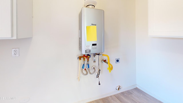 2237 Tony Harper St, El Paso, TX 79938 - utility room with water heater