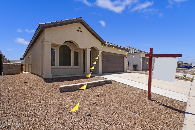 12804 Monmouth Ave, Horizon City, TX 79928 - photo 3