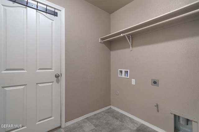 10677 Canyon Sage Dr, El Paso, TX 79924 - laundry room with gas dryer hookup, electric dryer hookup, hookup for a washing machine, and baseboards