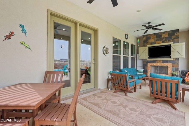 view of sunroom / solarium