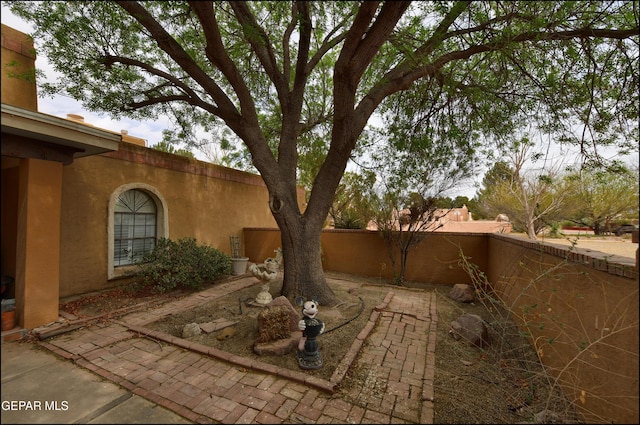29 Cielo Vis, Anthony, NM 88021 - view of patio with a fenced backyard