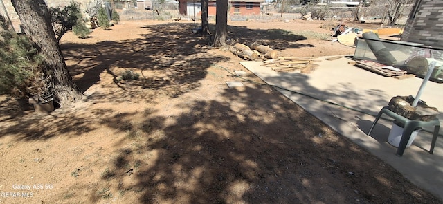 exterior details featuring fence