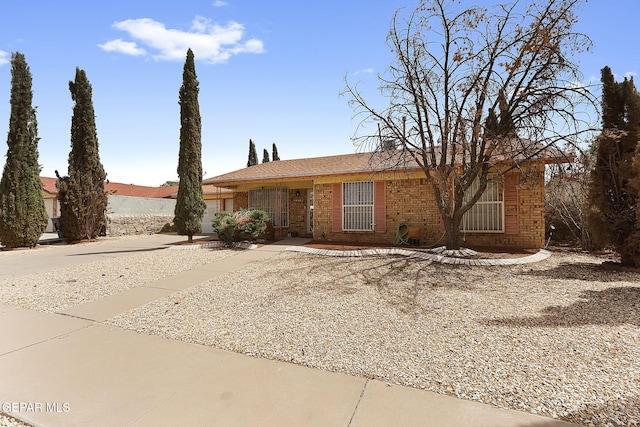 2816 Gaston Dr, El Paso, TX 79935 - view of front of property with brick siding