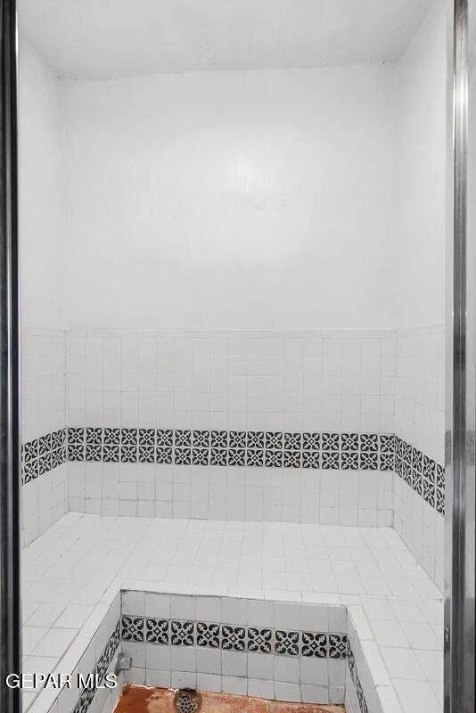 32 Cielo Dorado Dr, Anthony, NM 88021 - view of bathroom