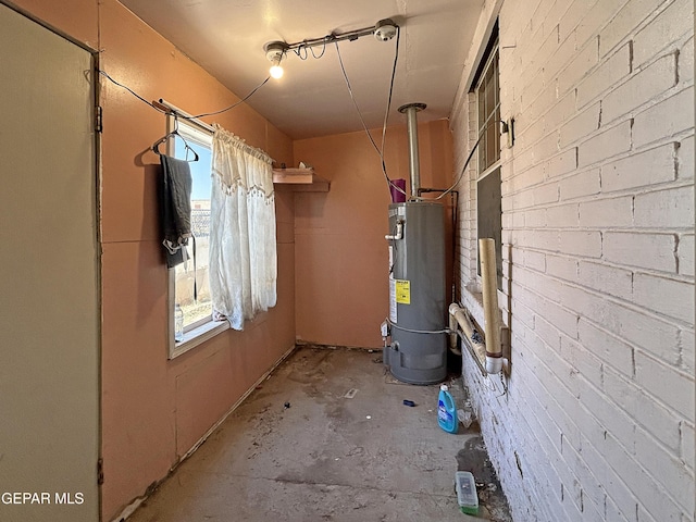 81 N Eucalyptus St, El Paso, TX 79901 - interior space with water heater