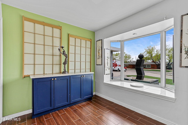 701 La Cruz Dr, El Paso, TX 79902 - spare room with baseboards and wood tiled floor