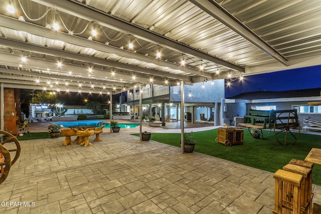 701 La Cruz Dr, El Paso, TX 79902 - view of patio featuring an outdoor pool