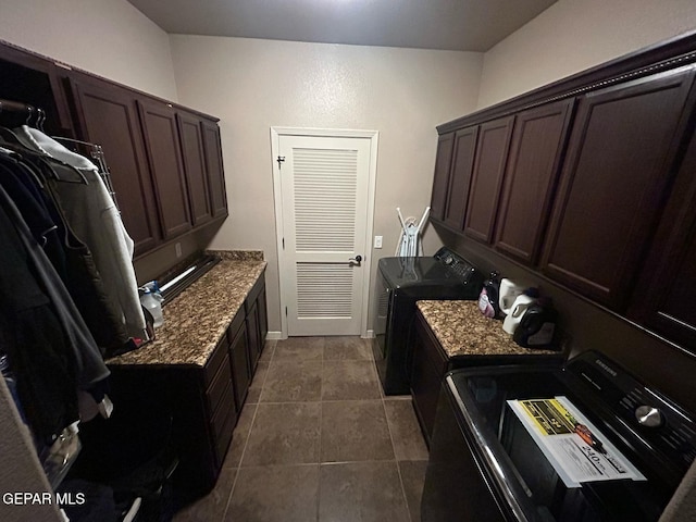 1250 Franklin Raven Place, El Paso, TX 79912 - washroom featuring cabinet space and washer and clothes dryer