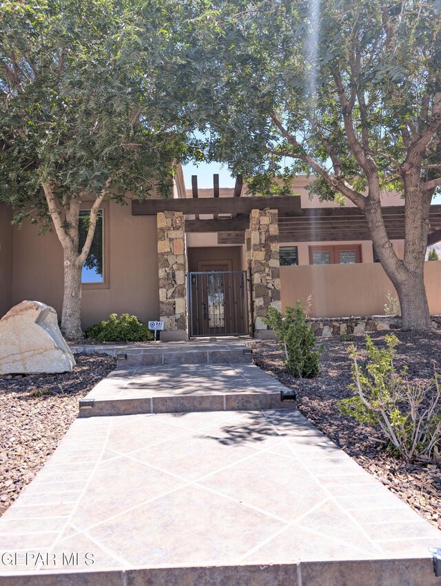 1250 Franklin Raven Place, El Paso, TX 79912 - view of front of home featuring stucco siding