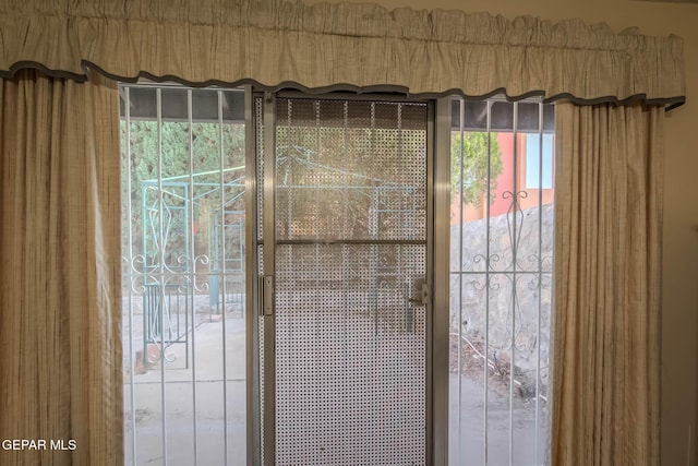10632 Park View Cir, El Paso, TX 79935 - view of details