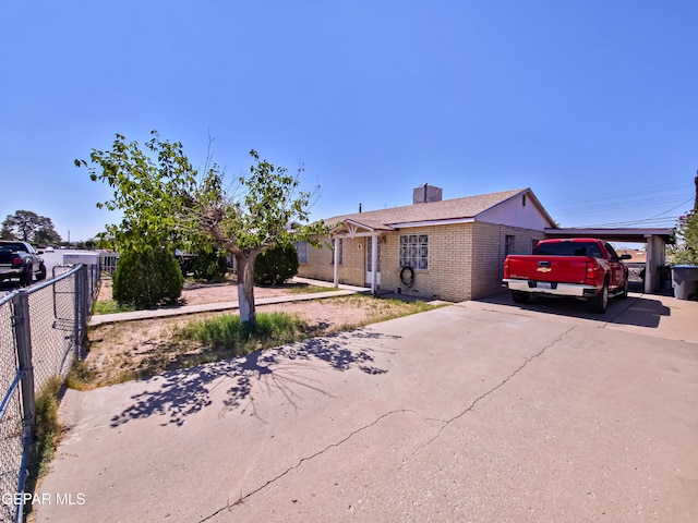 7726 Monterrey Dr, El Paso, TX 79915 - single story home featuring brick siding, fence, and concrete driveway
