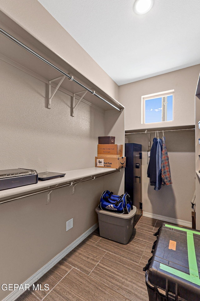 14439 Eastbrook Dr, El Paso, TX 79938 - view of walk in closet