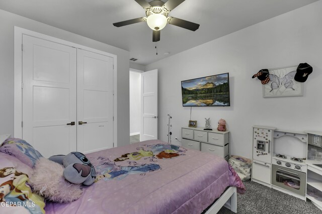784 Brunswick Pl, Horizon City, TX 79928 - bedroom with carpet flooring, visible vents, a closet, and a ceiling fan