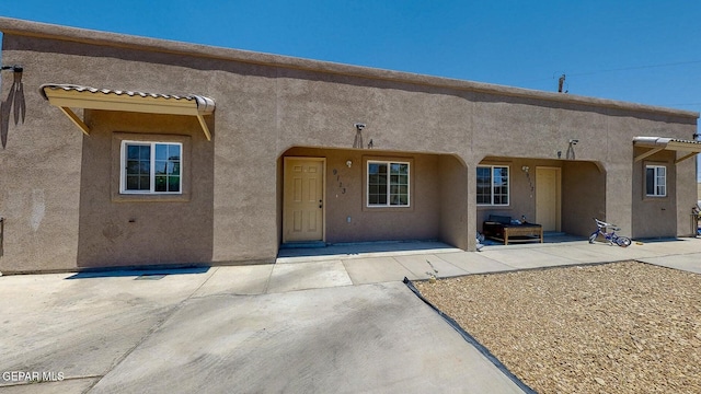 view of front of property with stucco siding